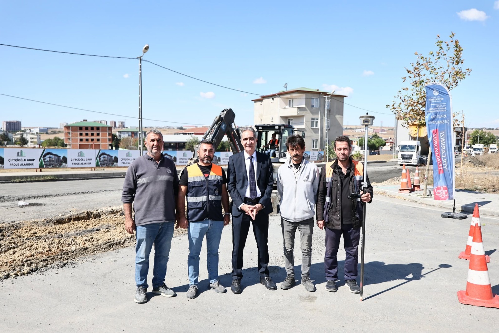 Mimar Sinan Mahallesi Özgürlük Caddesi’nde Düzenleme Çalışmaları Sürüyor