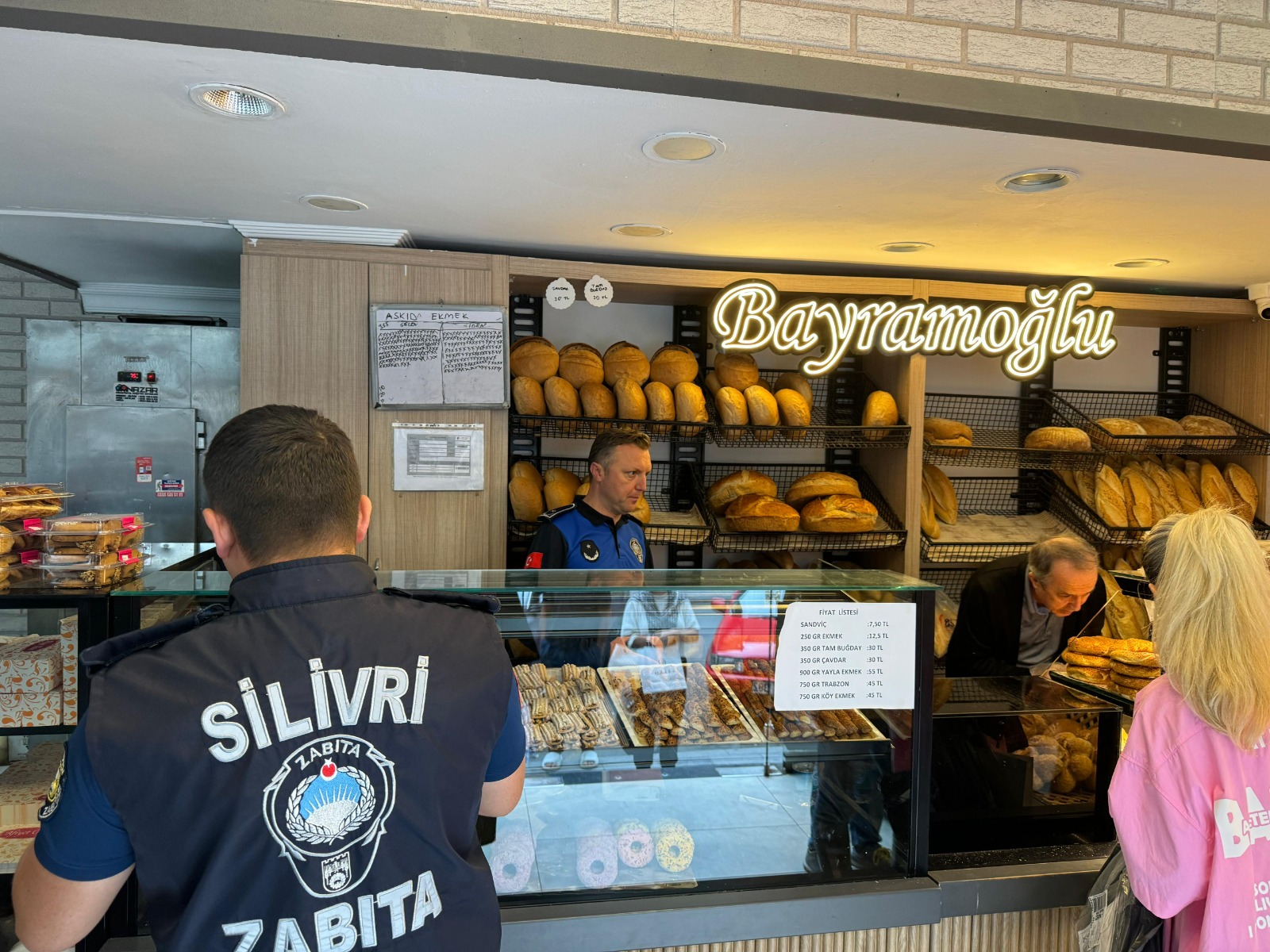 Silivri’de Zabıta Ekipleri Fırın Denetimlerine Devam Ediyor