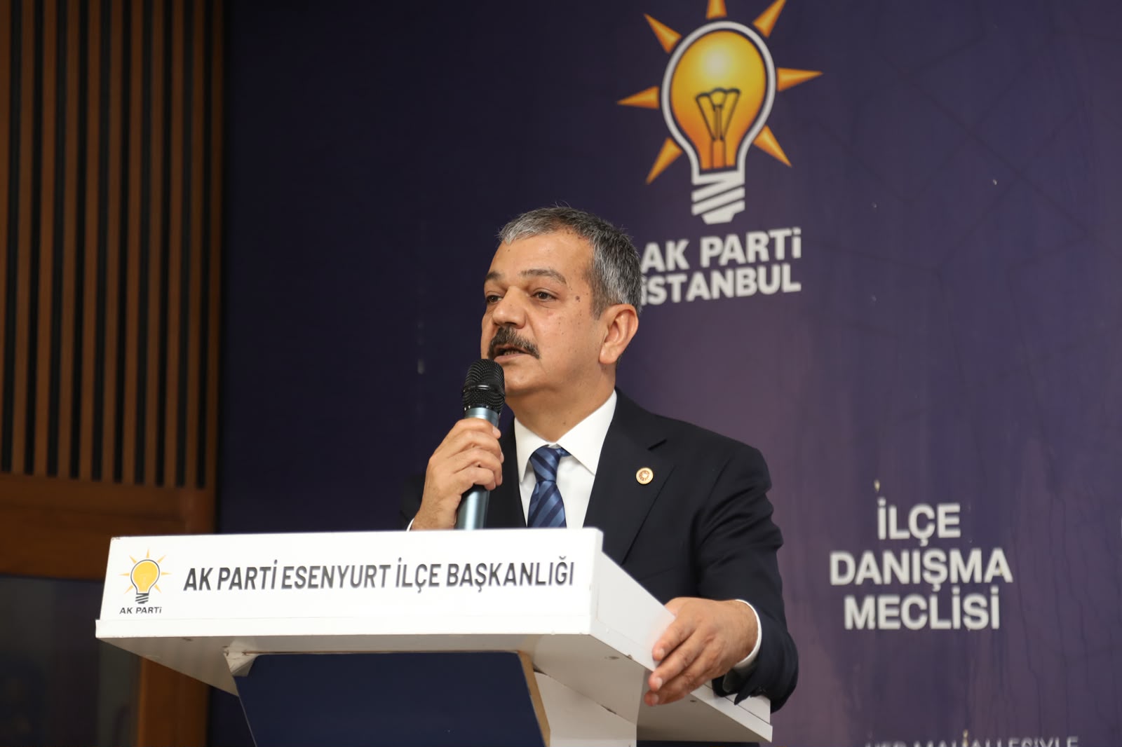 Güçlü bir Esenyurt için Türkiye Yüzyılı Buluşması’nda yatırımlar görüşüldü