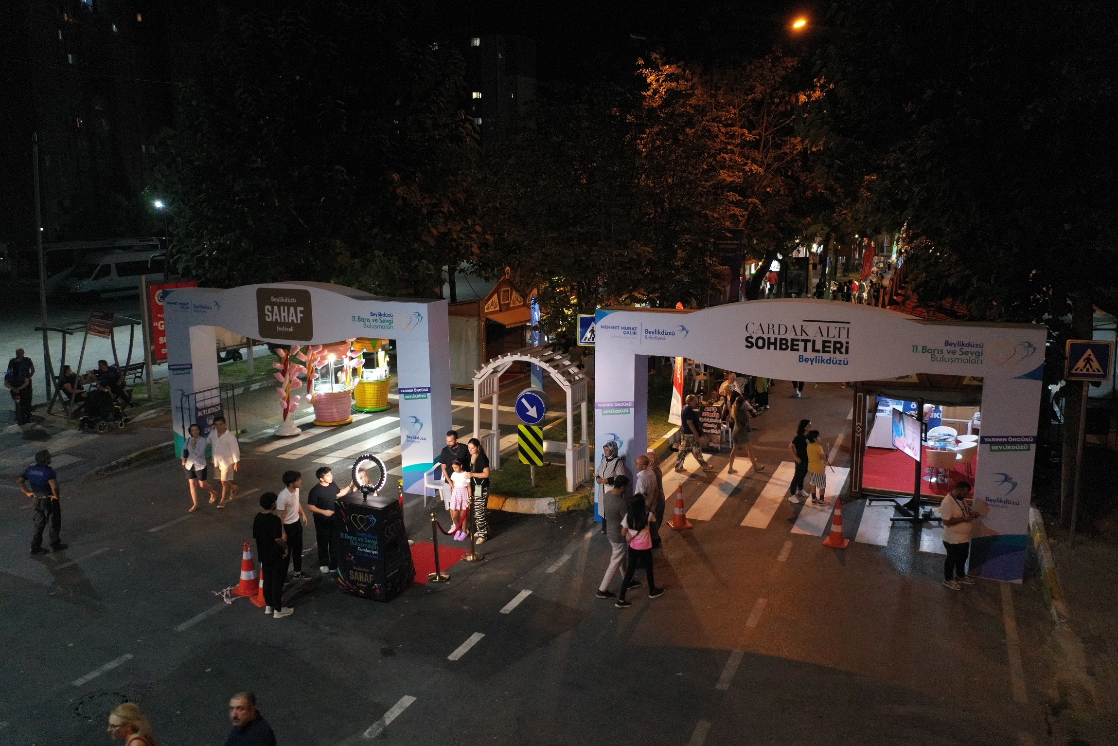 11. Beylikdüzü Barış ve Sevgi buluşmaları Sahaf Festivali ile başladı