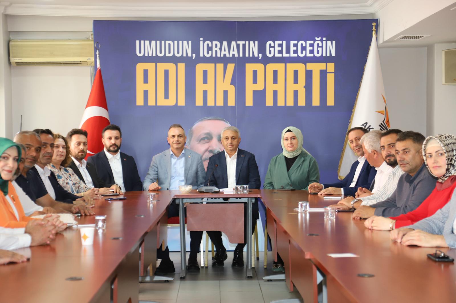 Çevre ve Şehircilik İl Müdürü Malik Ejder Batur Esenyurt’u ziyaret etti