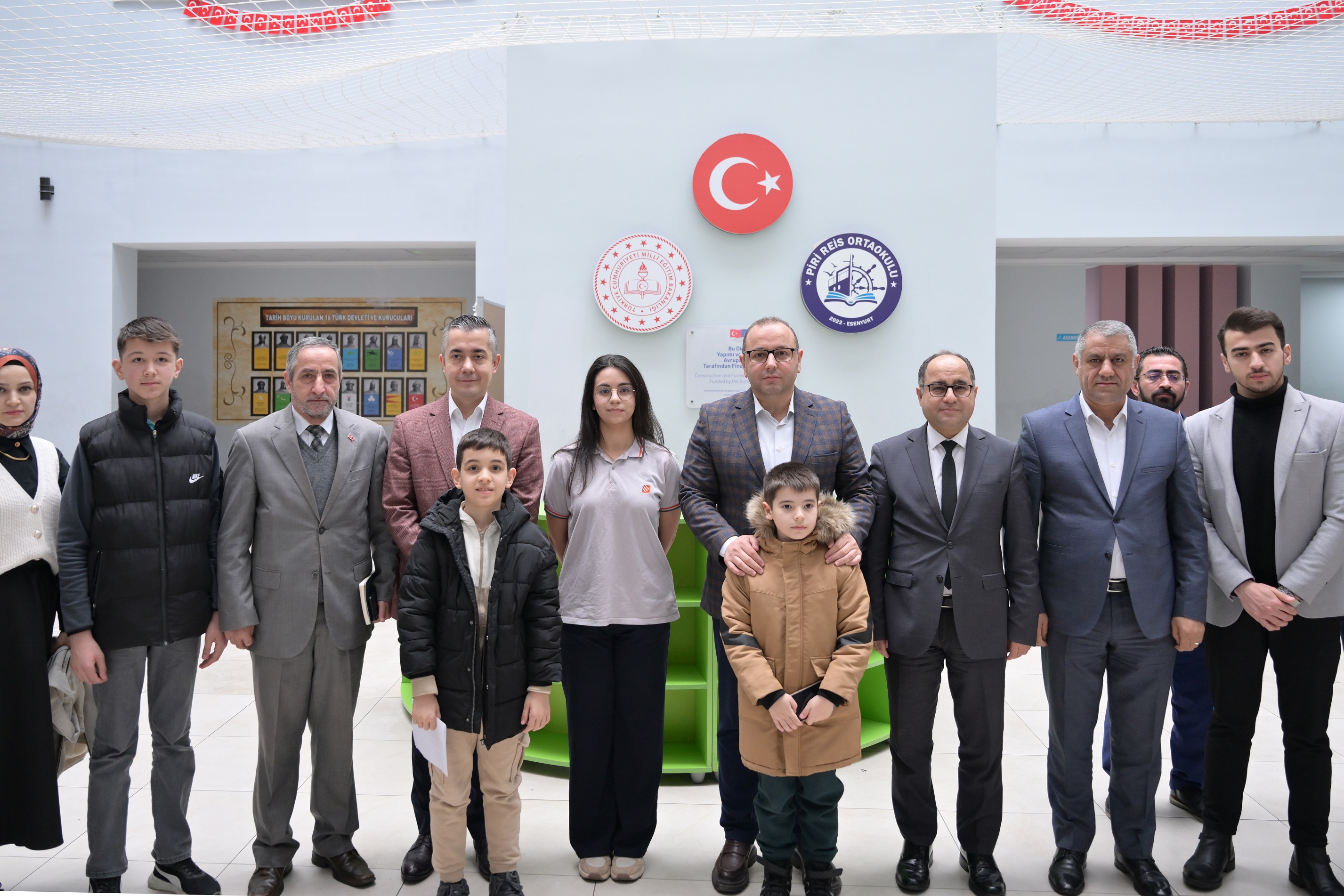 Başkan Vekili Aksoy’dan öğrencilere destek!