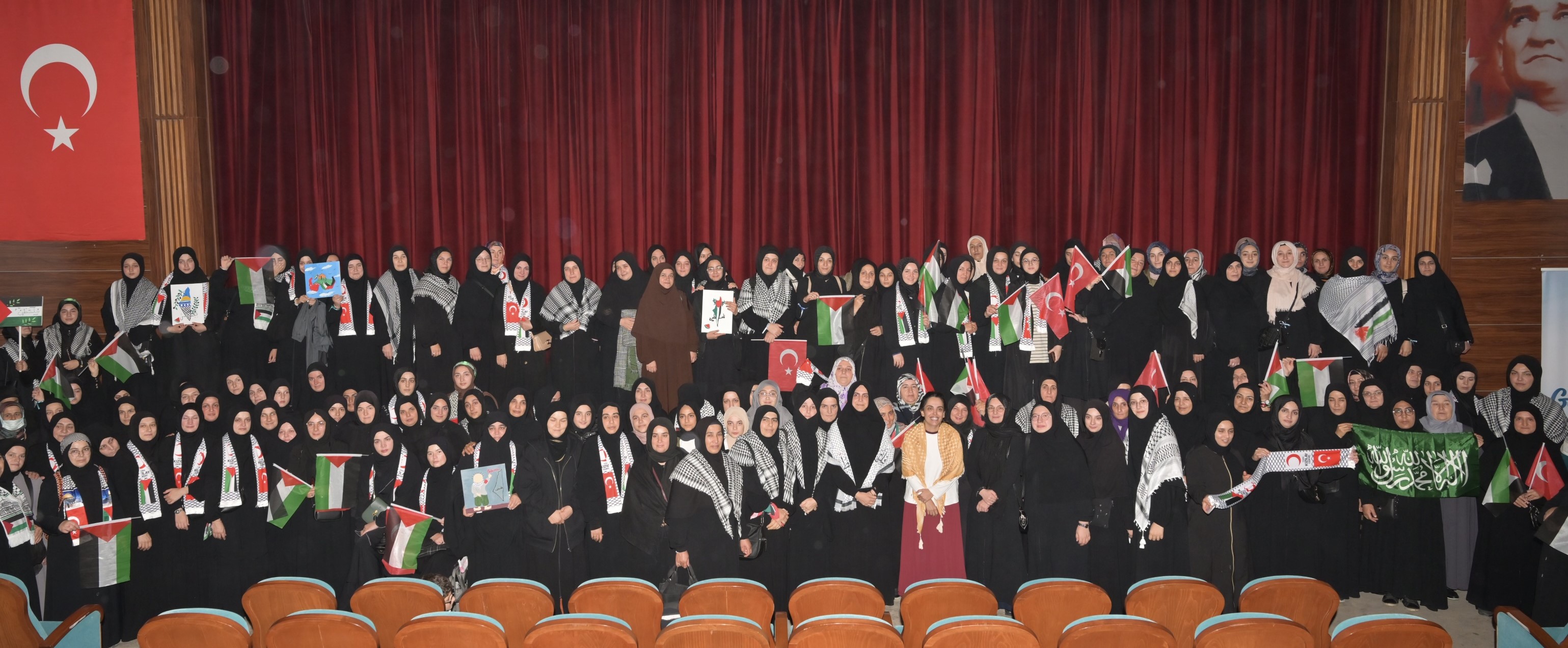 “Filistin Hakkında Konuşmalıyız” Esenyurt’ta Kapalı Gişe Oynadı