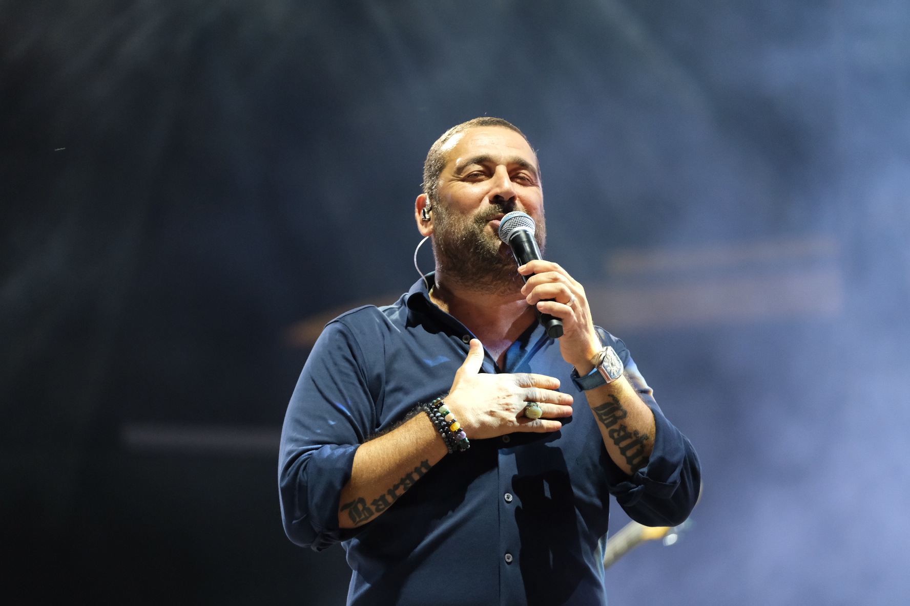 Festival sahnesinde binlerce kişi Ümit Yaşar şarkılarıyla buluştu