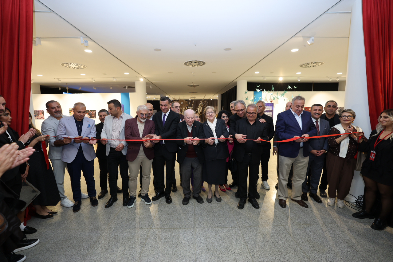 KÜÇÜKÇEKMECE’DE YAŞAR KEMAL KÜLTÜR SANAT SEZONU’NA GÖRKEMLİ AÇILIŞ