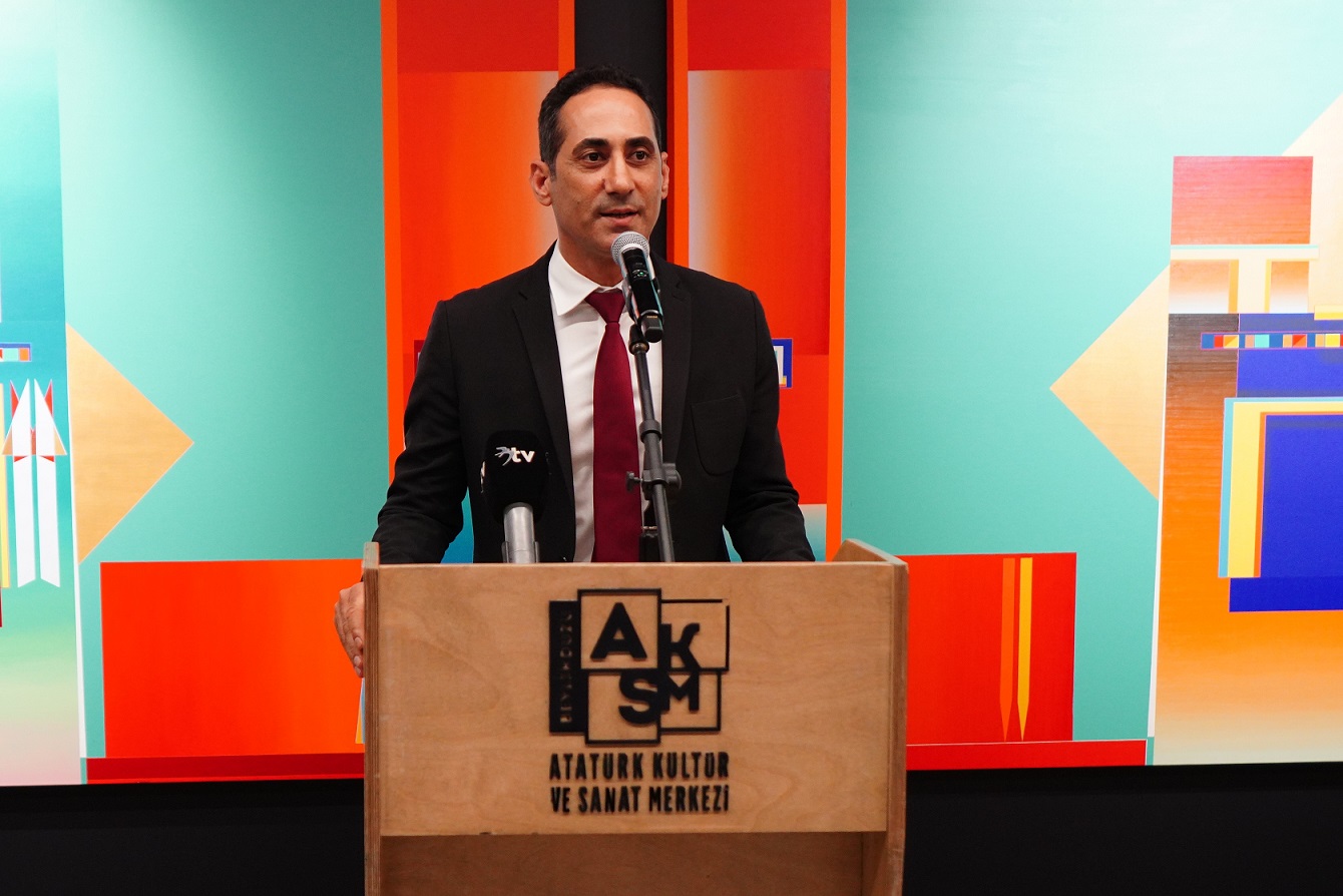 İsmail Ateş Retrospektif Sergisi BAKSM’de sanatseverlerle buluştu
