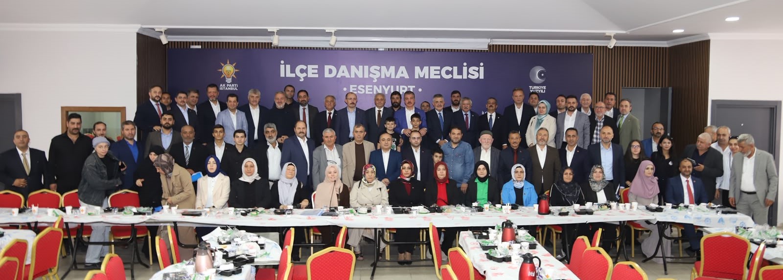 Güçlü bir Esenyurt için Türkiye Yüzyılı Buluşması’nda yatırımlar görüşüldü