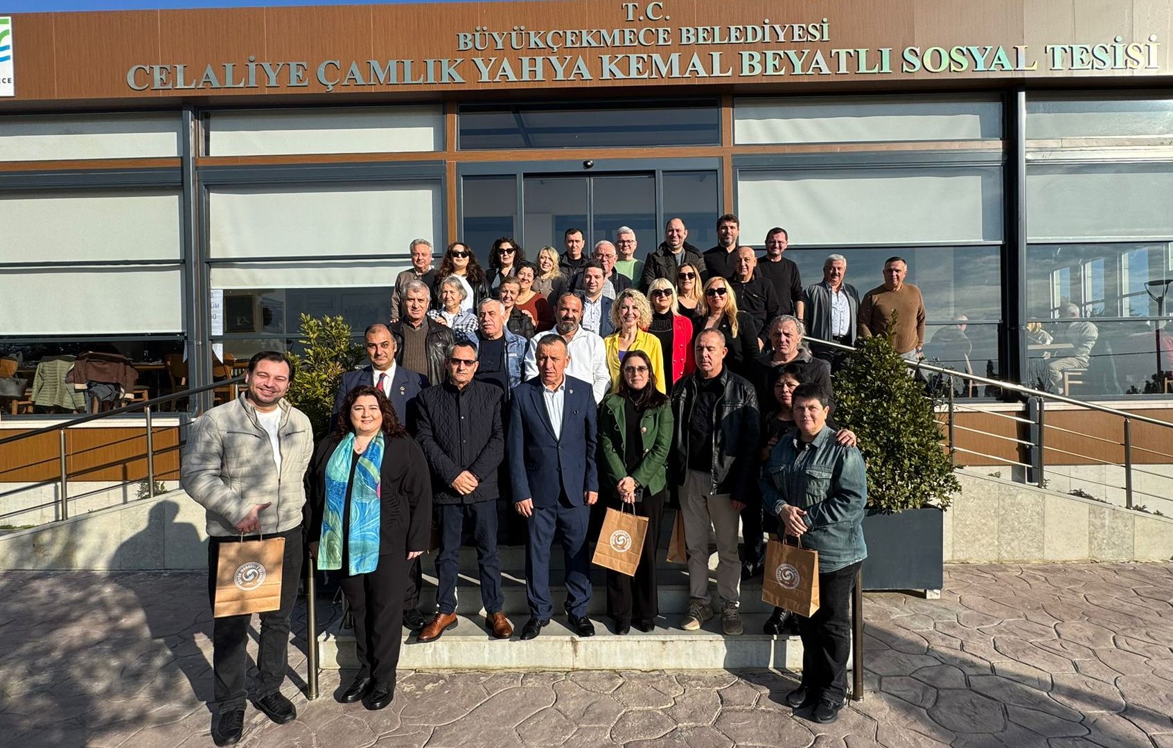 Büyük Mübadele Derneği 10 Ocak Çalışan Gazeteciler Günü için gazeteciler ile bir araya geldi.