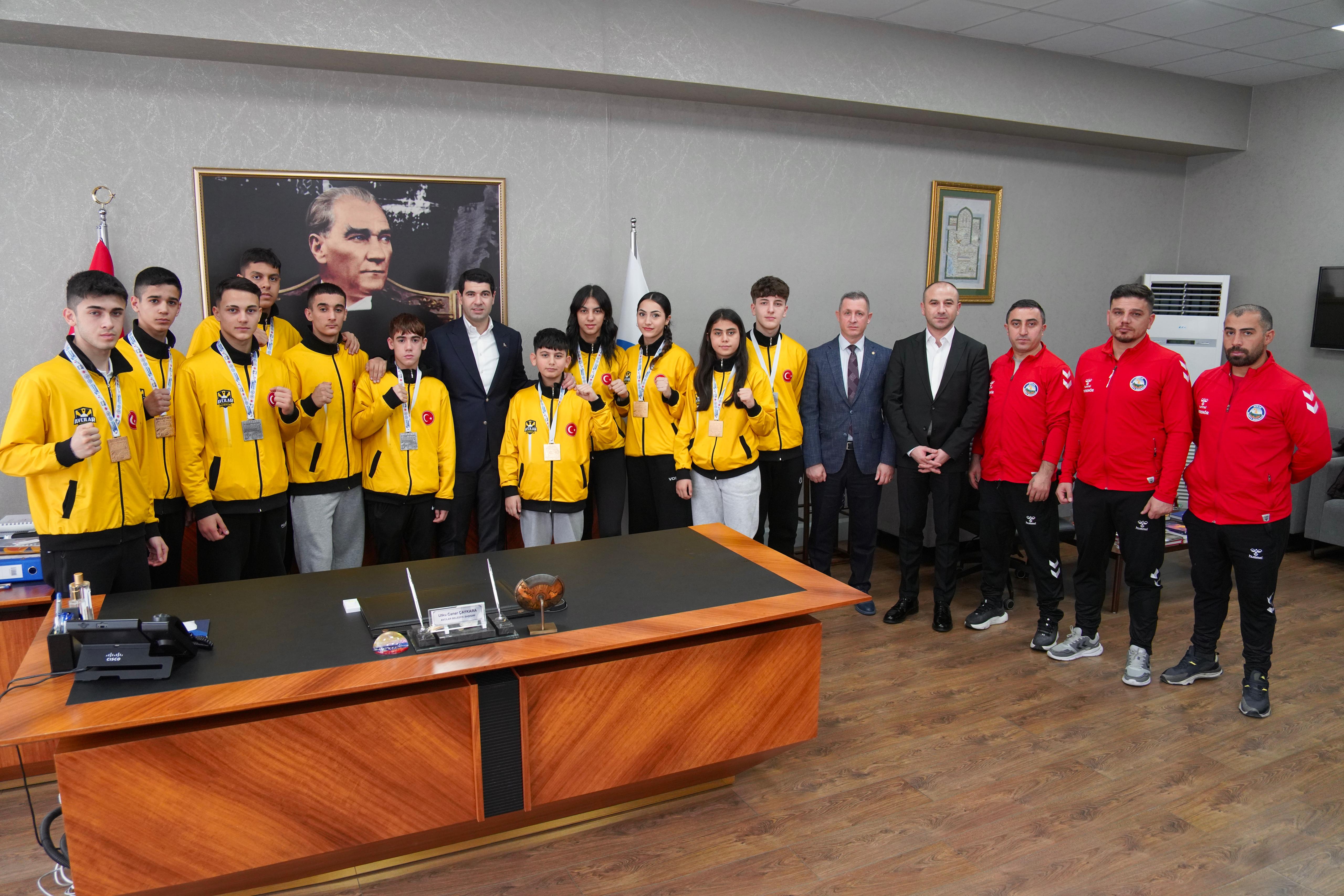 Avrupa’nın en iyi takımı” Başkan Çaykara’yı ziyaret etti