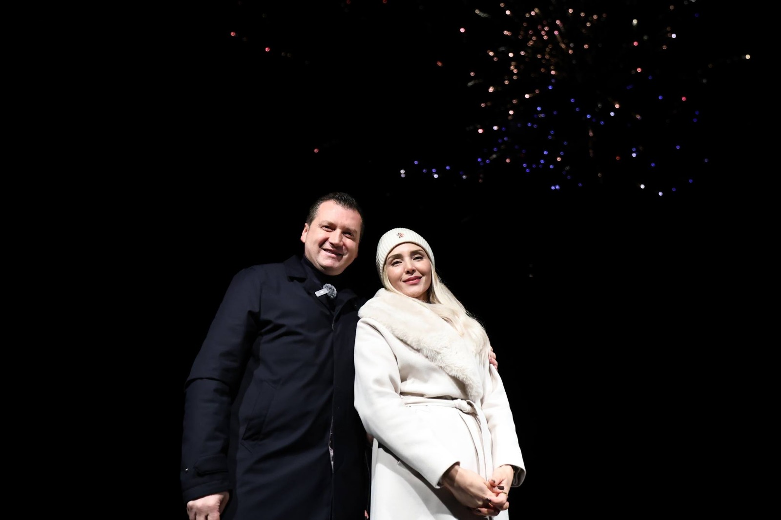 “Bu gece gökyüzü, hayallerimiz kadar parlak…”