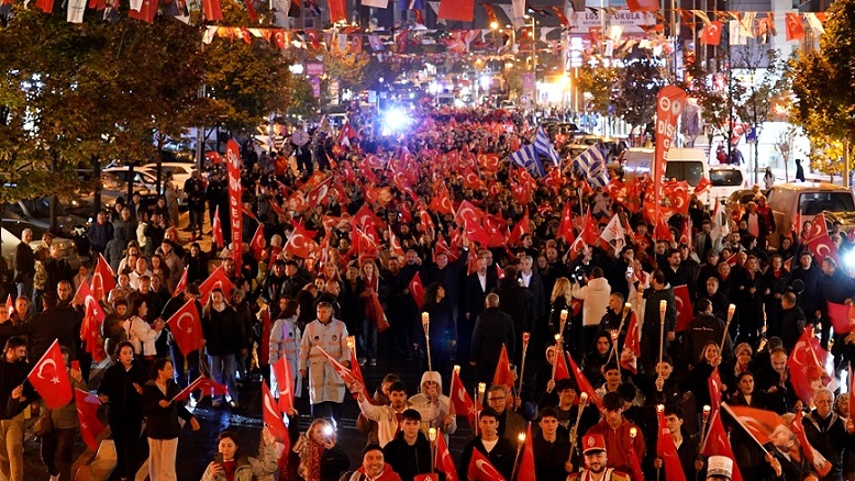 Beylikdüzü Cumhuriyet’in 103. yılında bayram coşkusunu doyasıya yaşadı