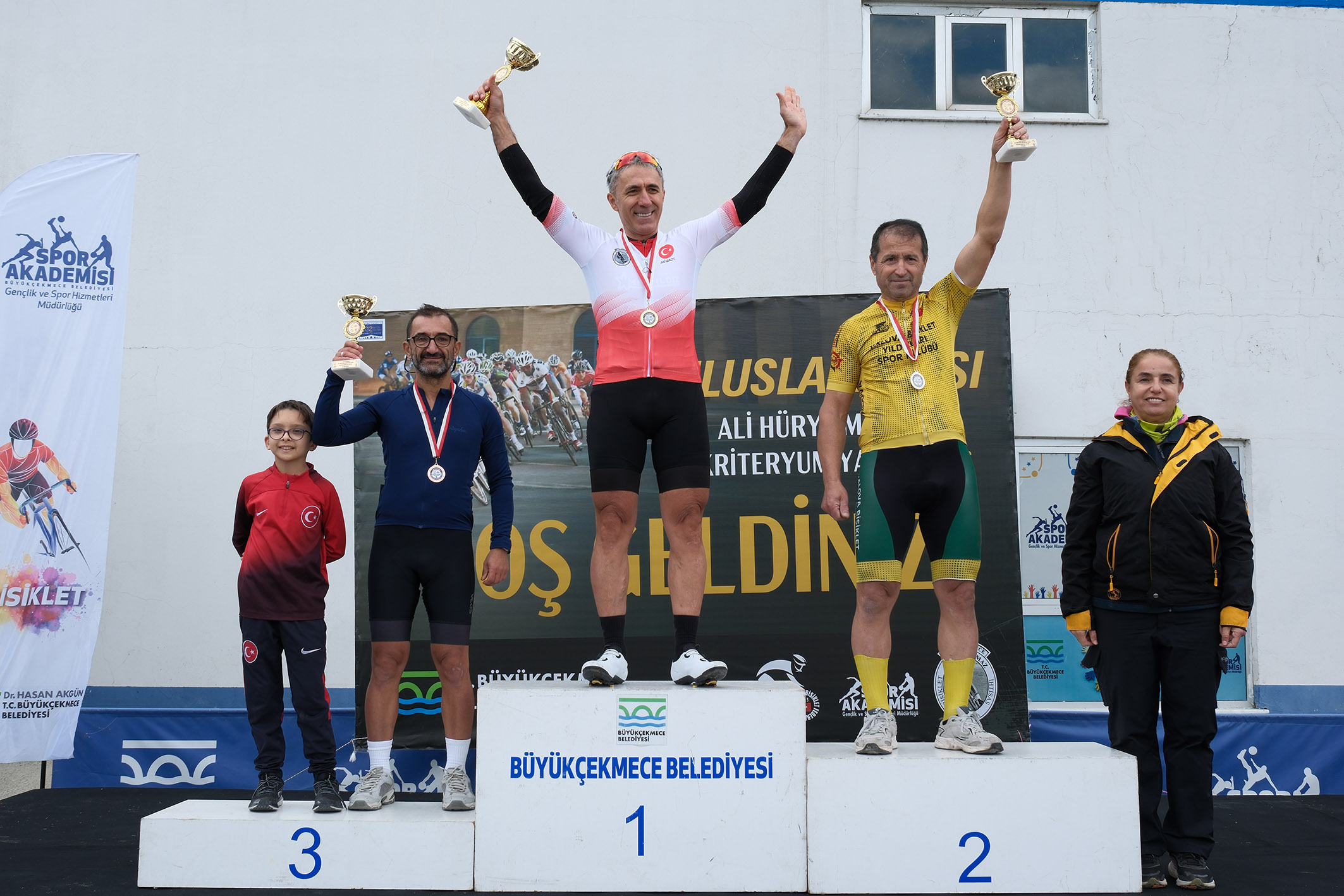 7. Uluslararası Ali Hüryılmaz Bisiklet Yarışı’nda pedallar zafer için döndü