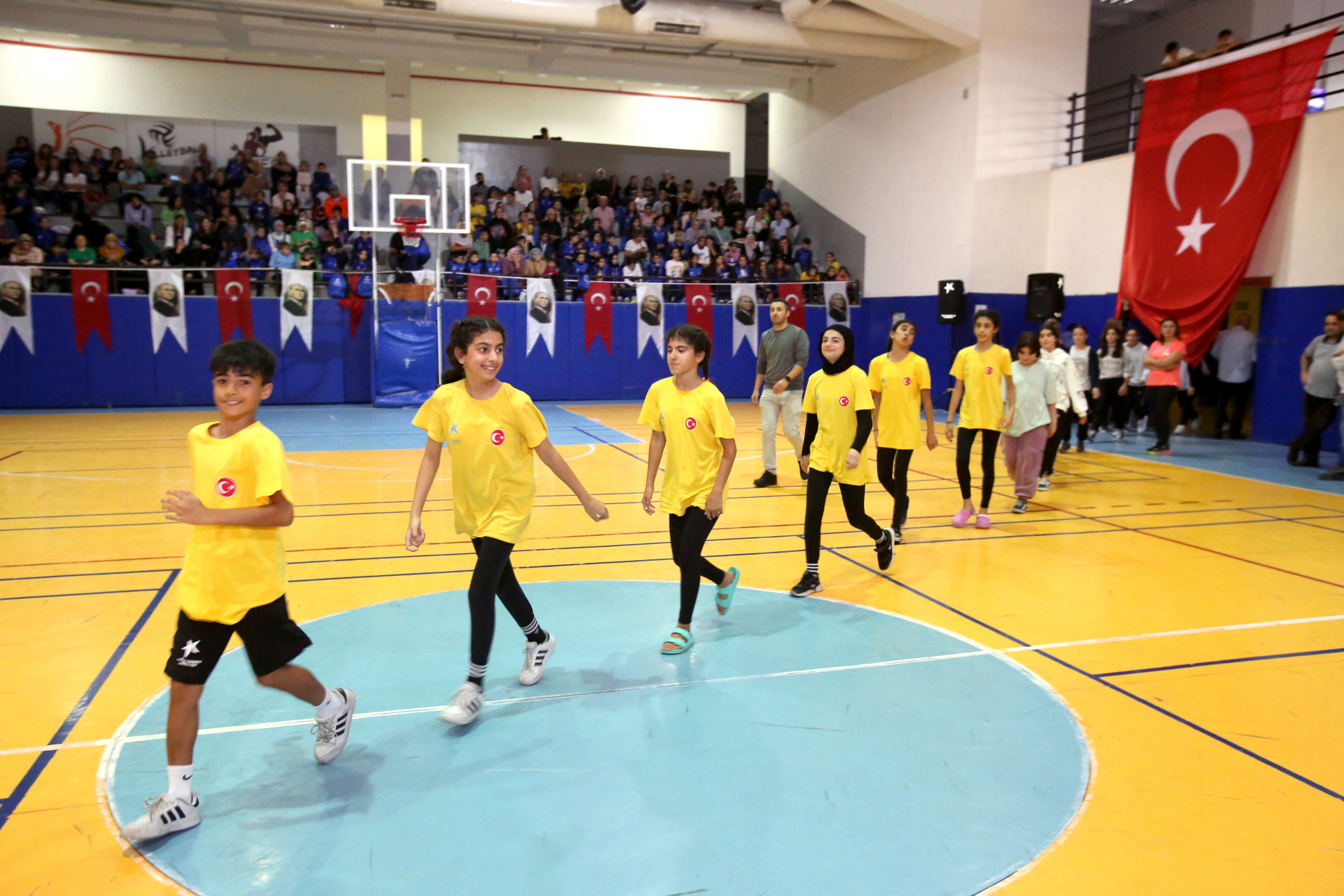 14 branşta kış spor okulları başladı