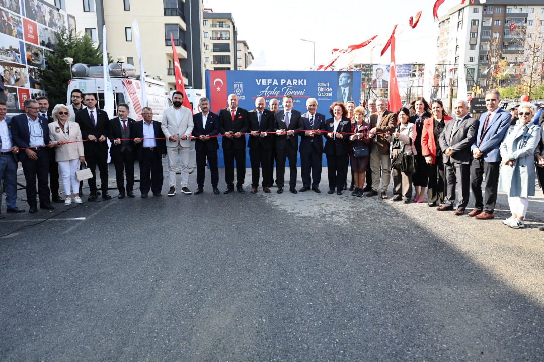 Silivri Belediye Başkanı Bora Balcıoğlu, Vefa Parkı Açılışını Gerçekleştirdi