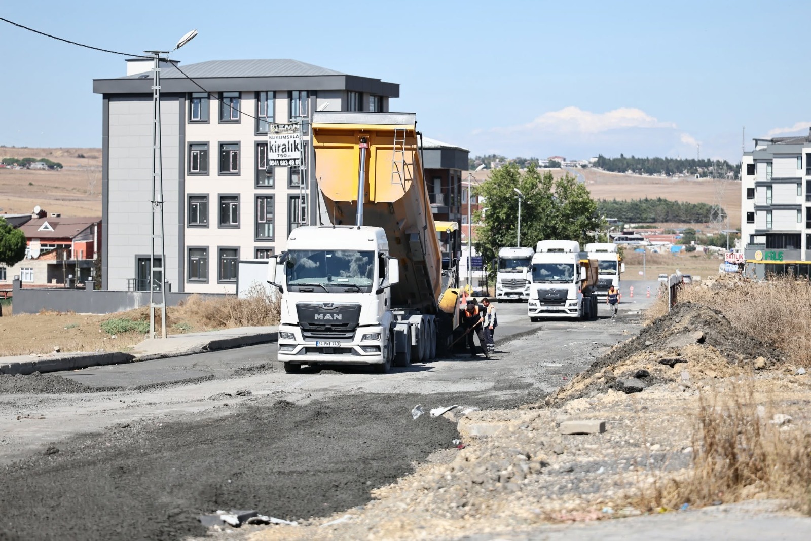 Mimar Sinan Mahallesi Özgürlük Caddesi’nde Düzenleme Çalışmaları Sürüyor