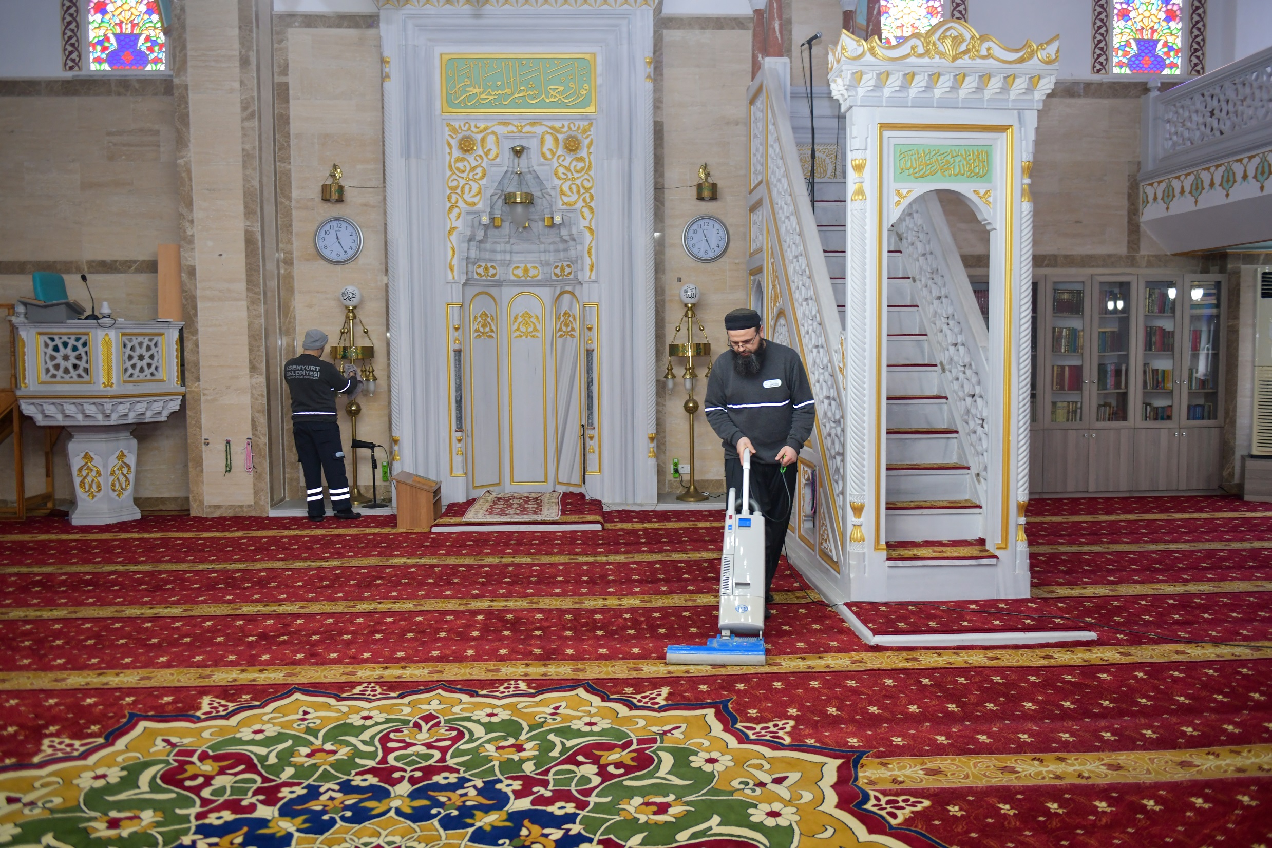 Esenyurt’un ibadethaneleri artık daha temiz