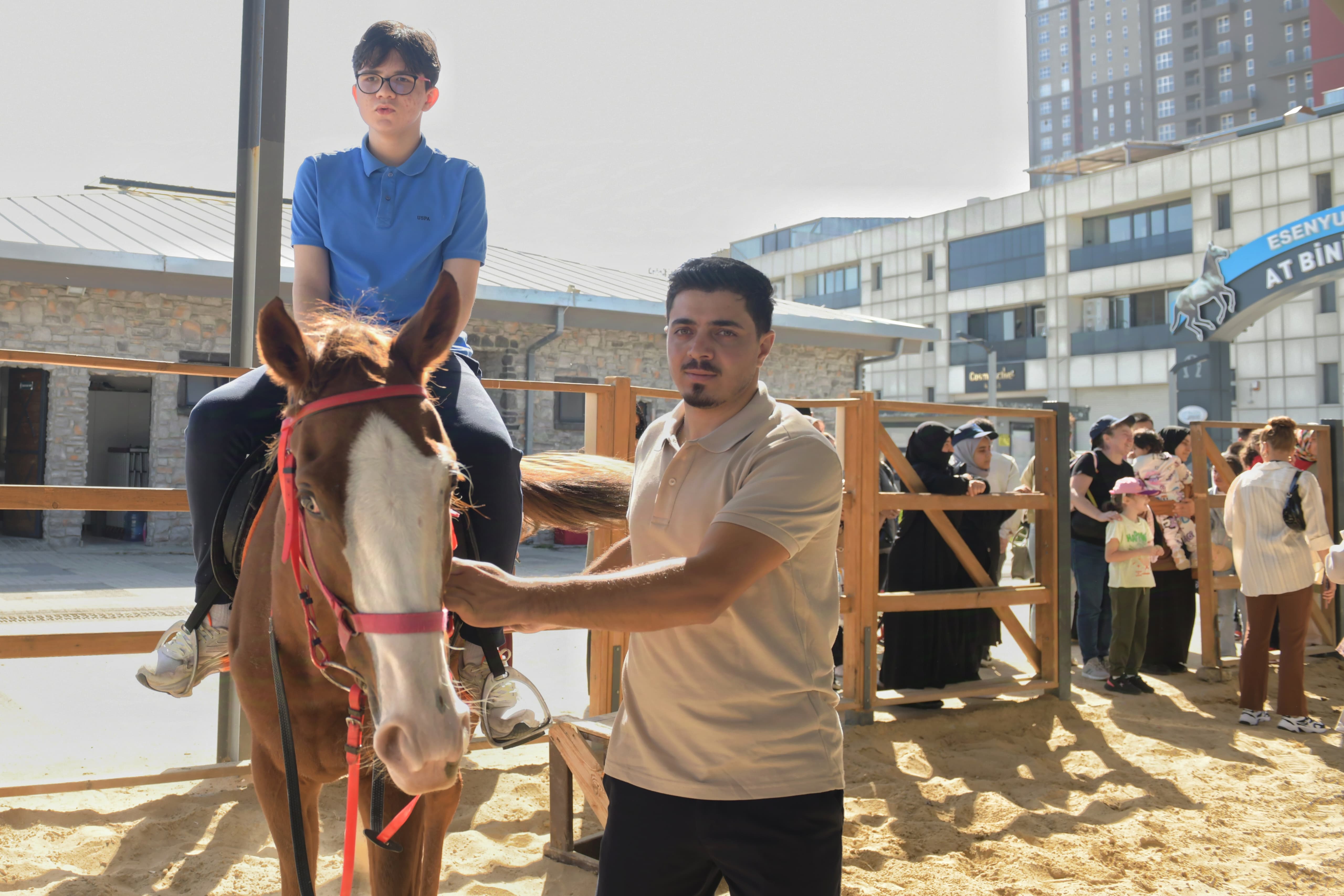 Belediyeler özel çocuklarla ‘iyilik’ için buluştu