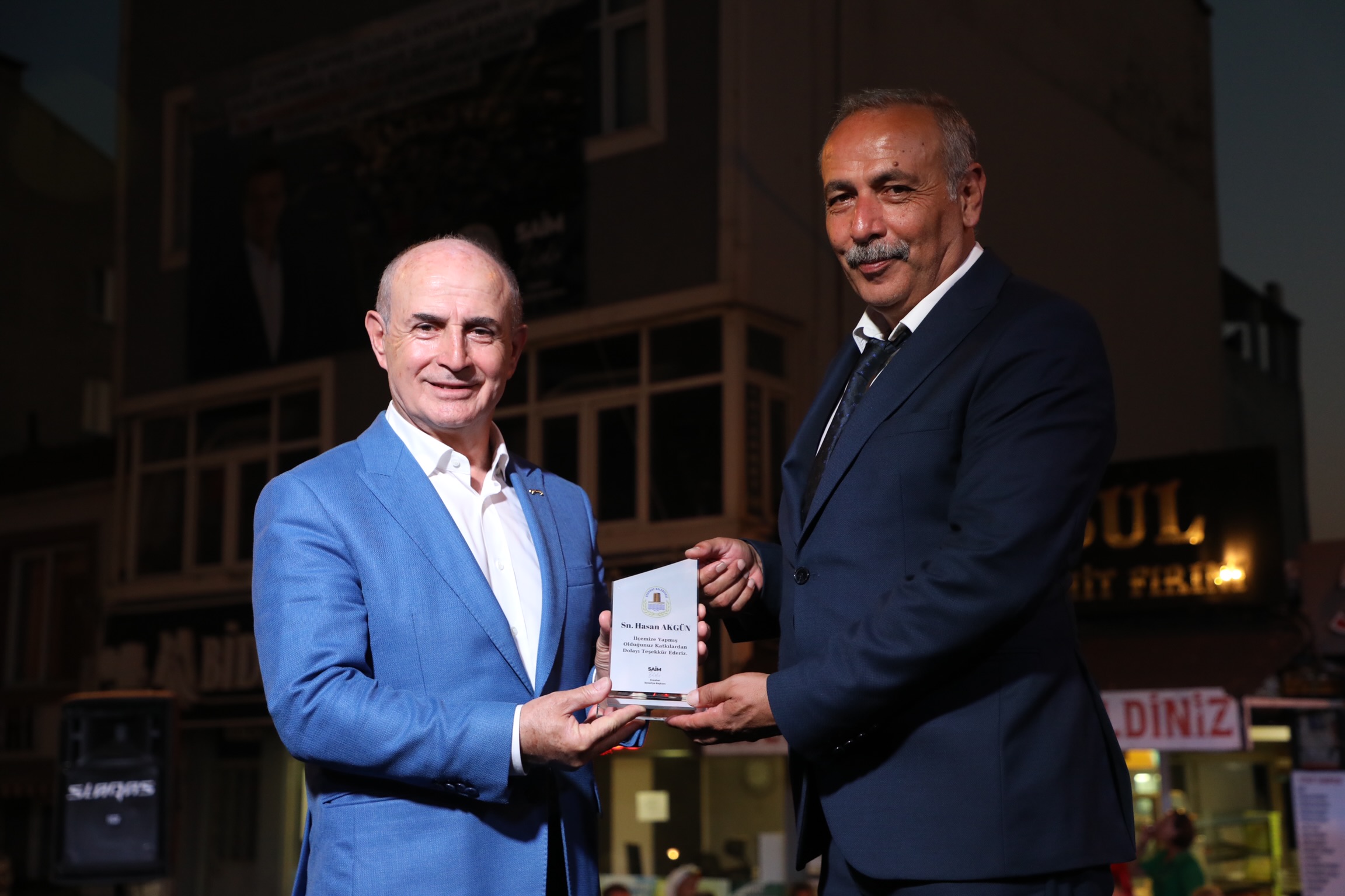 Büyükçekmece Belediyesince yaptırılan Atatürk Anıtı’nın açılışı gerçekleşti