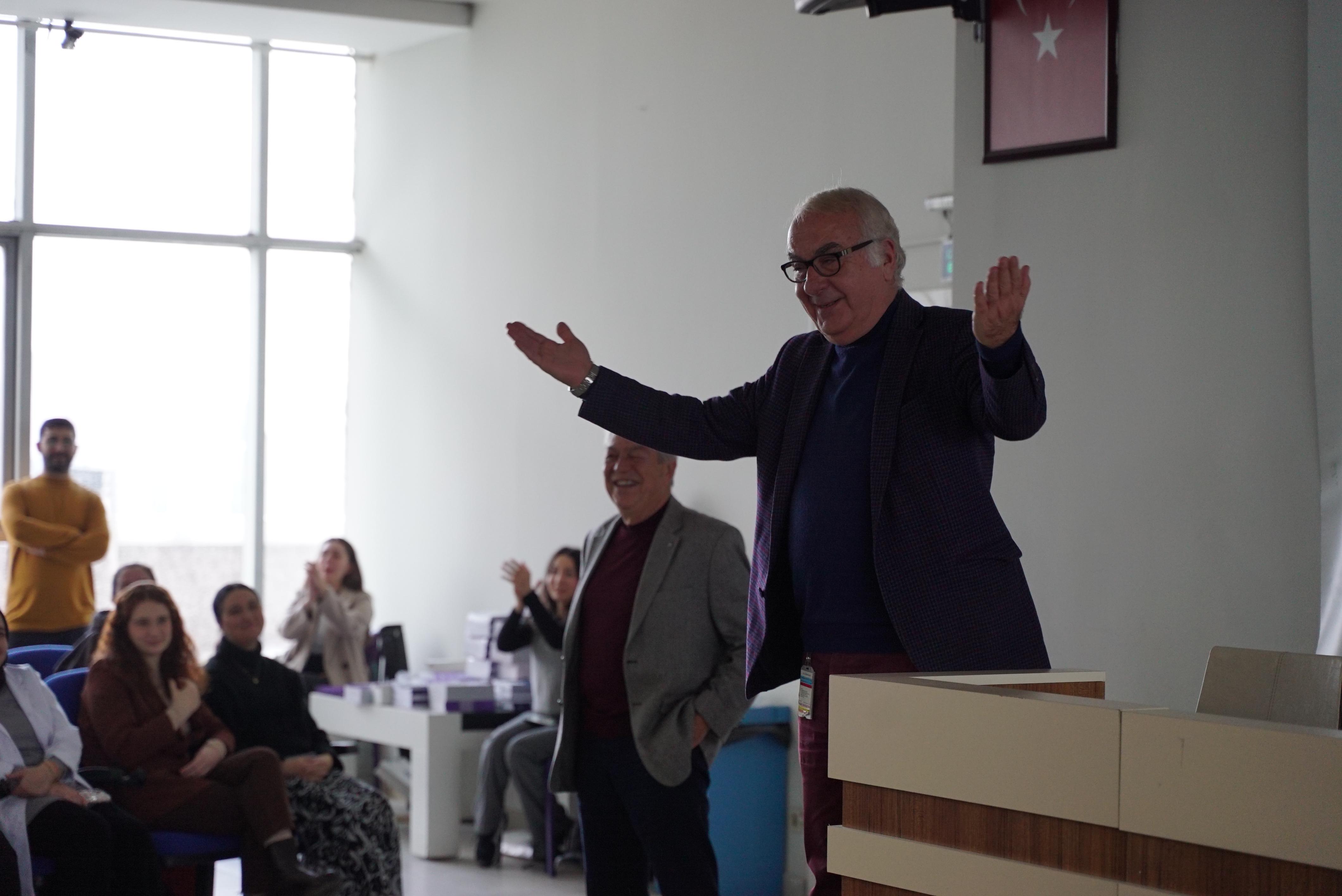 Esenyurt Belediyesi üniversite hayali kuran gençlerin yanında