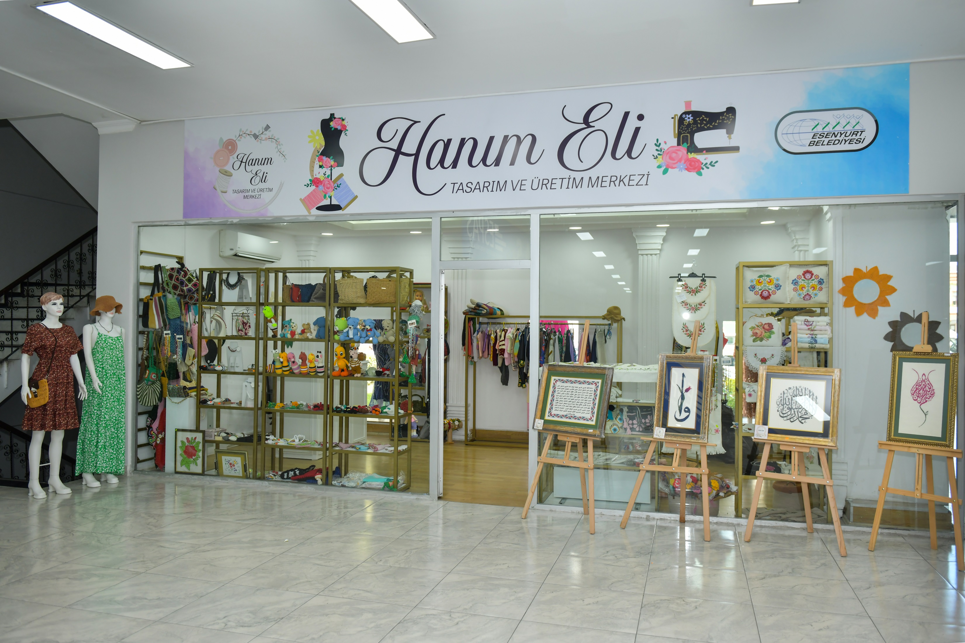 Başkan Vekili Aksoy’dan üreten kadınlara destek