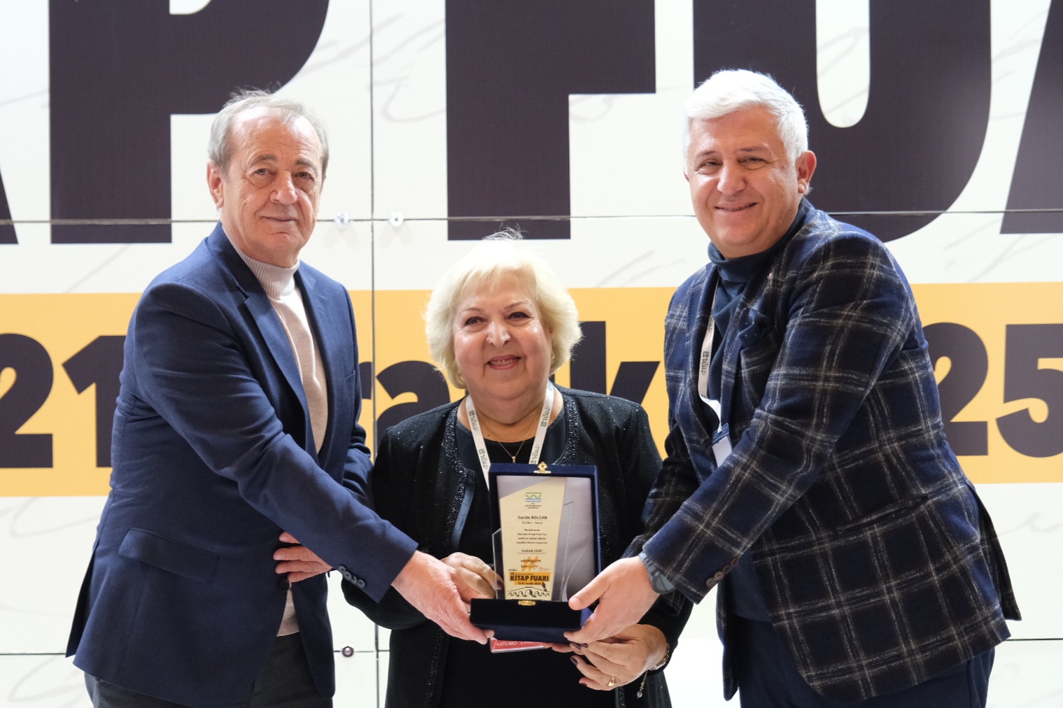 TÜYAP Kitap Fuarı’nda “Yazar Buluşmaları” yoğun ilgi görüyor