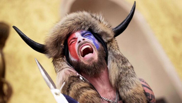 ABD’de 6 Ocak Kongre baskınının simgesine 41 ay hapis cezası