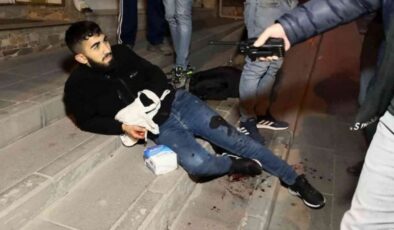 Aksaray’da 4 yerinden bıçaklanan genç: Dikişten korkarım, ölmek istiyorum