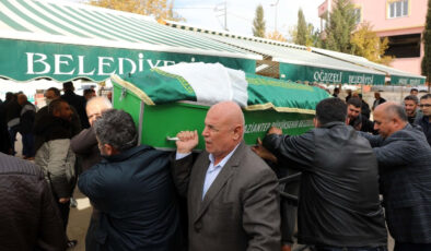 Boşanmak istediği erkek tarafından katledildi