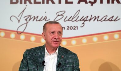 Cumhurbaşkanı Erdoğan: Futbolda devam etmemi babam istemedi