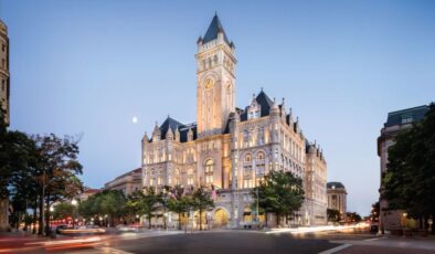 Donald Trump, Washington’daki otelini satışa çıkarıyor