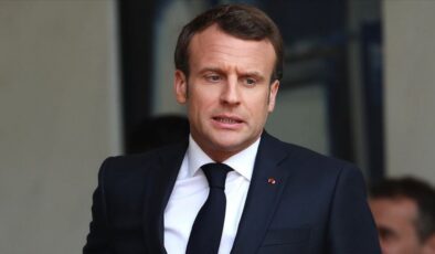 Emmanuel Macron’a hatırlatma dozu yapıldı