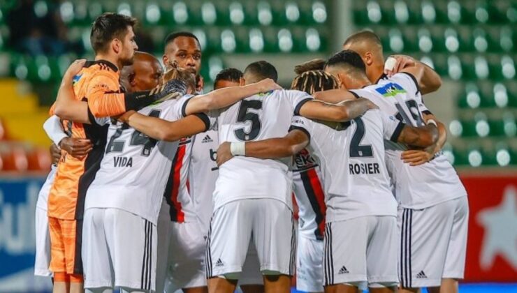 Ersin Destanoğlu: Taraftarlarımızı üzdüğümüzü biliyoruz