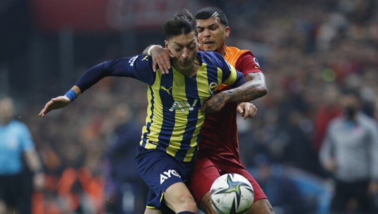 Fenerbahçe deplasmanda Galatasaray’ı yendi