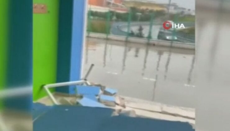Halkalı’da fırtına, okulun duvarını yıktı