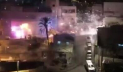 İsrail güçleri, Kudüs’te Filistinlilere saldırı düzenledi