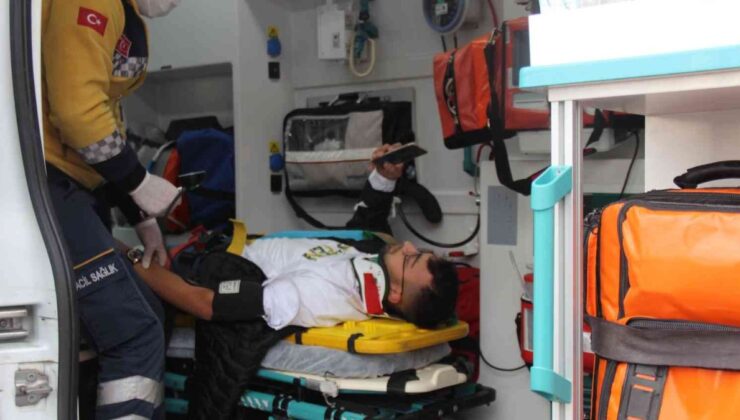 Kocaeli’de tramvaya çarpmamak için takla attı