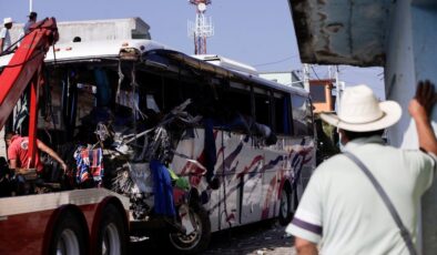 Meksika’da otobüs eve çarptı: 30 ölü
