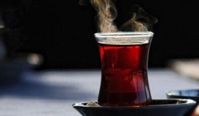 Milyonların en büyük hatası! Bakın çay aslında nasıl demlenirmiş…
