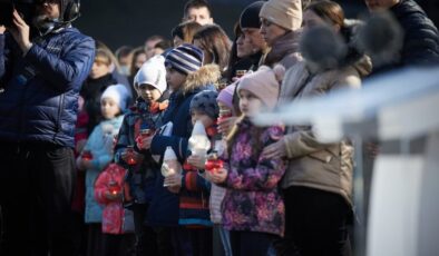 Ukrayna’da Holodomor trajedisinin kurbanları anıldı