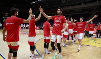 12 Dev Adam, dünya sıralamasında yerini korudu