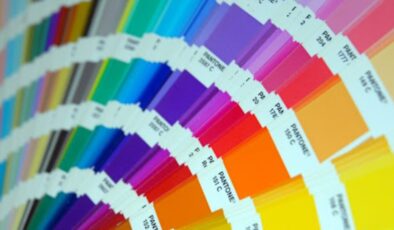 2022 rengini belli etti: Pantone Very Peri nasıl bir renk?