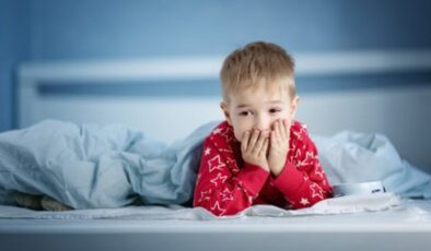 5 yaş üstü çocuklarda gece yatak ıslatma tıbben normal değil