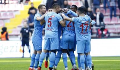 9 kişi kalan Kayserispor, Antalyaspor’u yendi