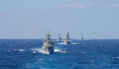 ABD Yunanistan’a sattığı 4 savaş gemisini onayladı