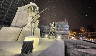 Ankara beyaza büründü