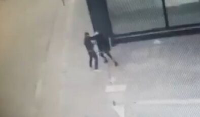 Antalya’da polis memurunu bıçaklayan kişi gözaltına alındı