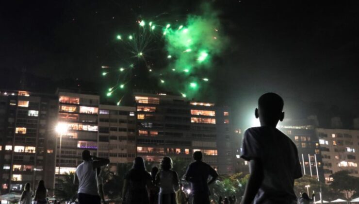 Brezilya’daki dünyaca ünlü plaja ‘Omicron’ engeli