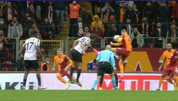 Cüneyt Çakır, Berkan’ın pozisyonuna neden penaltı verdiğini açıkladı