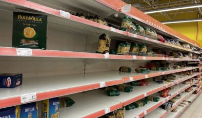 Edirne’de market rafları boşaldı