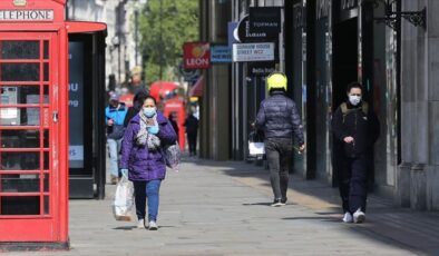 İngiltere’de aşı pasaportu zorunlu oluyor